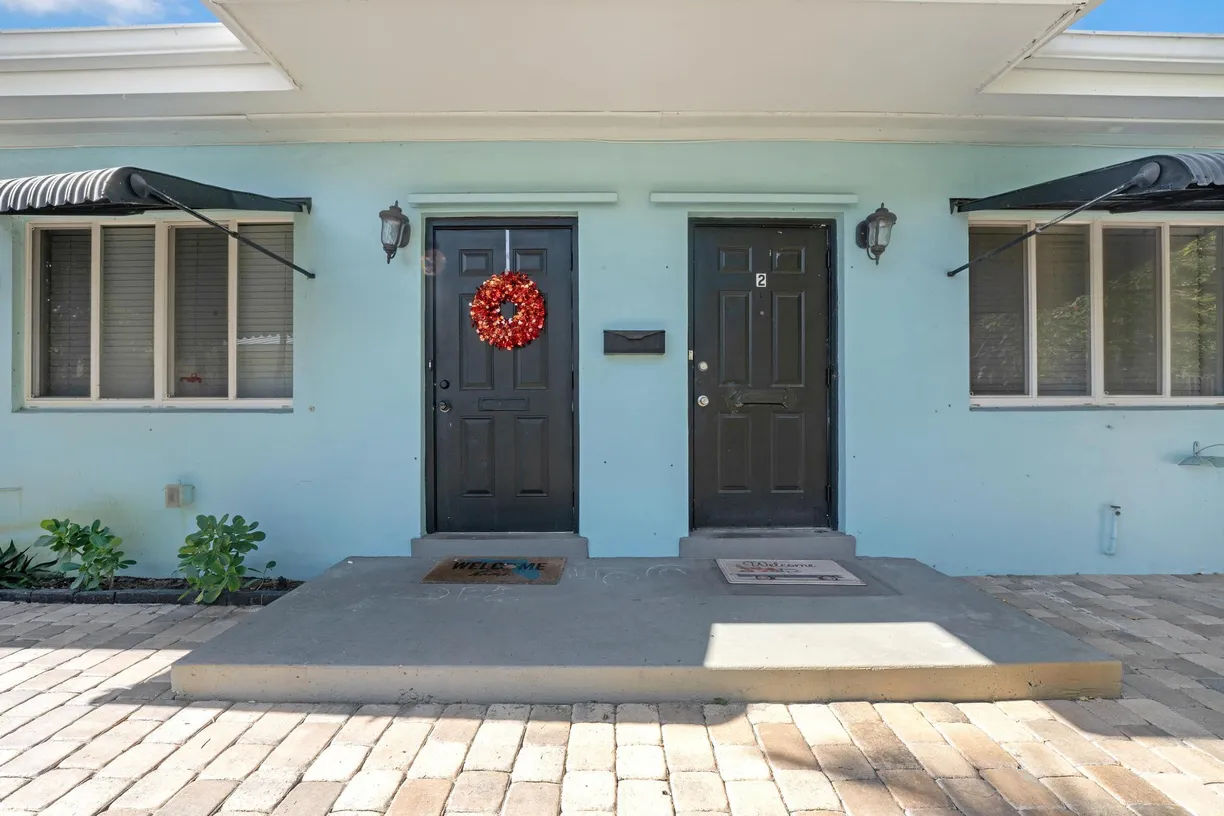 South Florida Real Estate | View 237 NE 12th Street