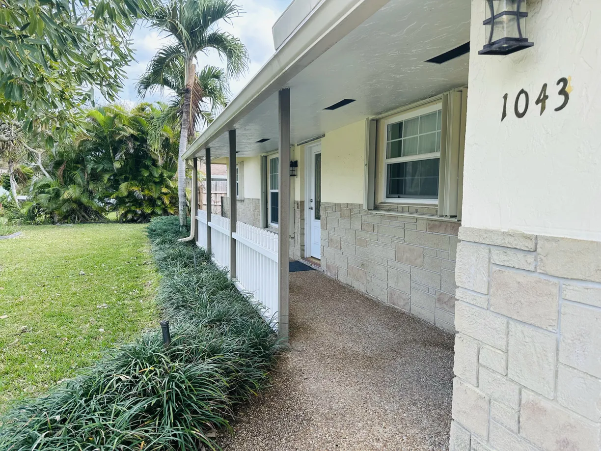 South Florida Real Estate | View 1043 Coral Drive | Listing