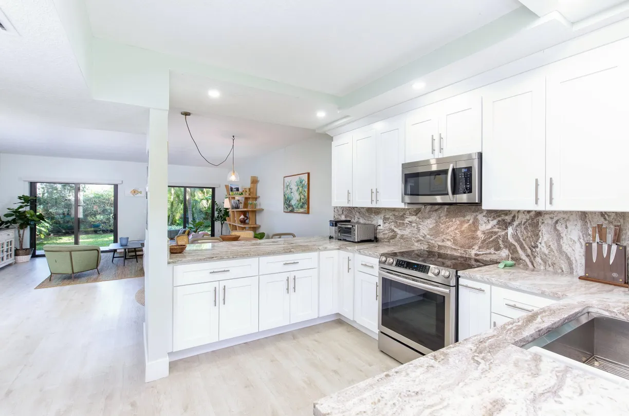 South Florida Real Estate | View 11267 Pond View B102 Drive, B102 | Listing