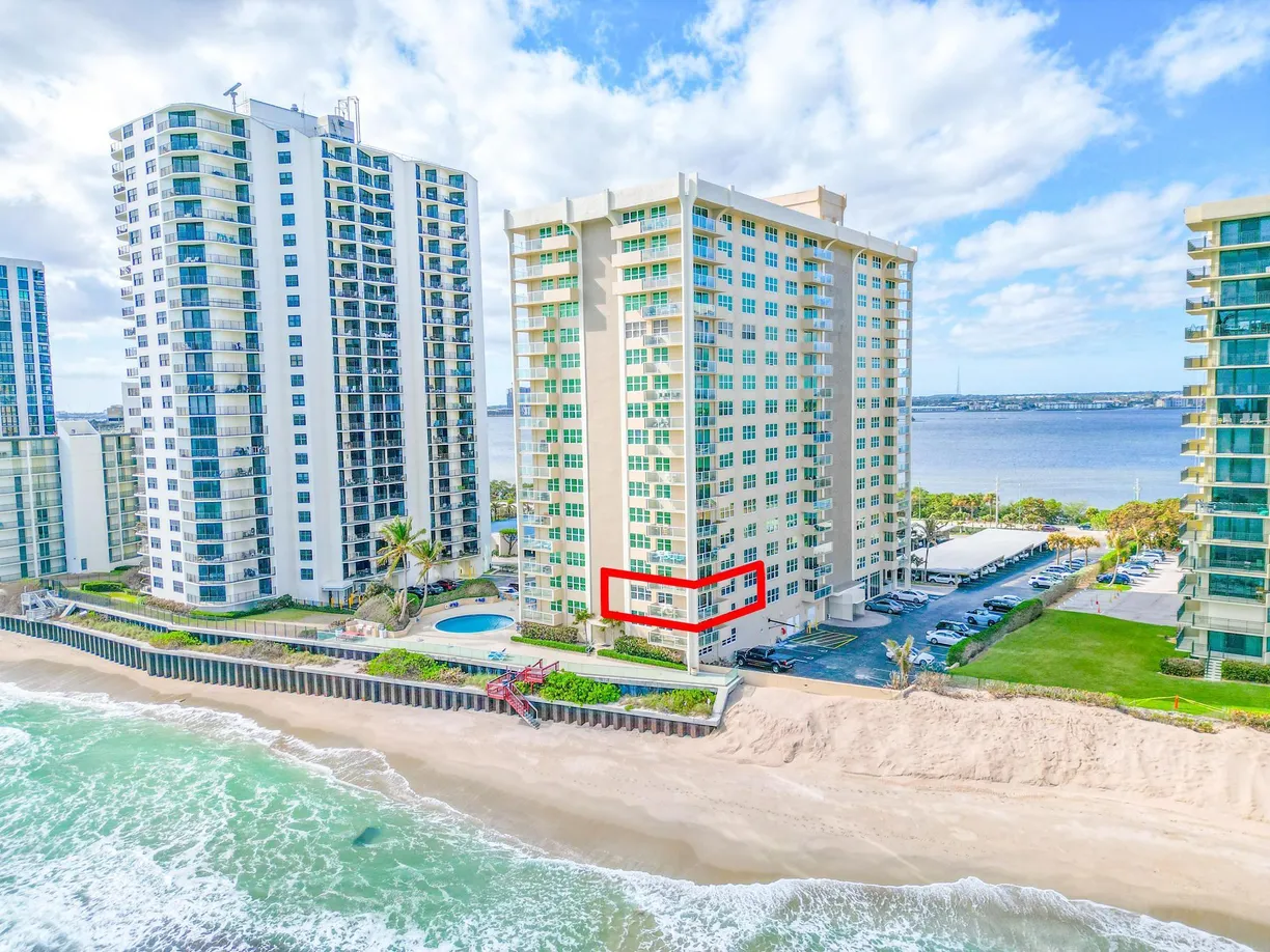 South Florida Real Estate | View 5440 N Ocean Drive, 306 | 2 Beds, 2 Baths