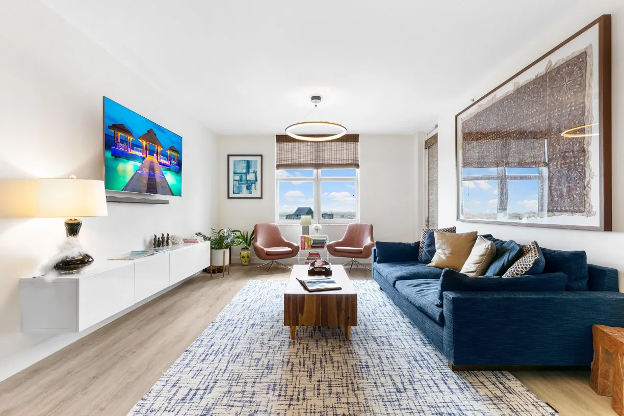 South Florida Real Estate | View 511 SE 5th Avenue Avenue, 2213 | 2 Beds, 2 Baths