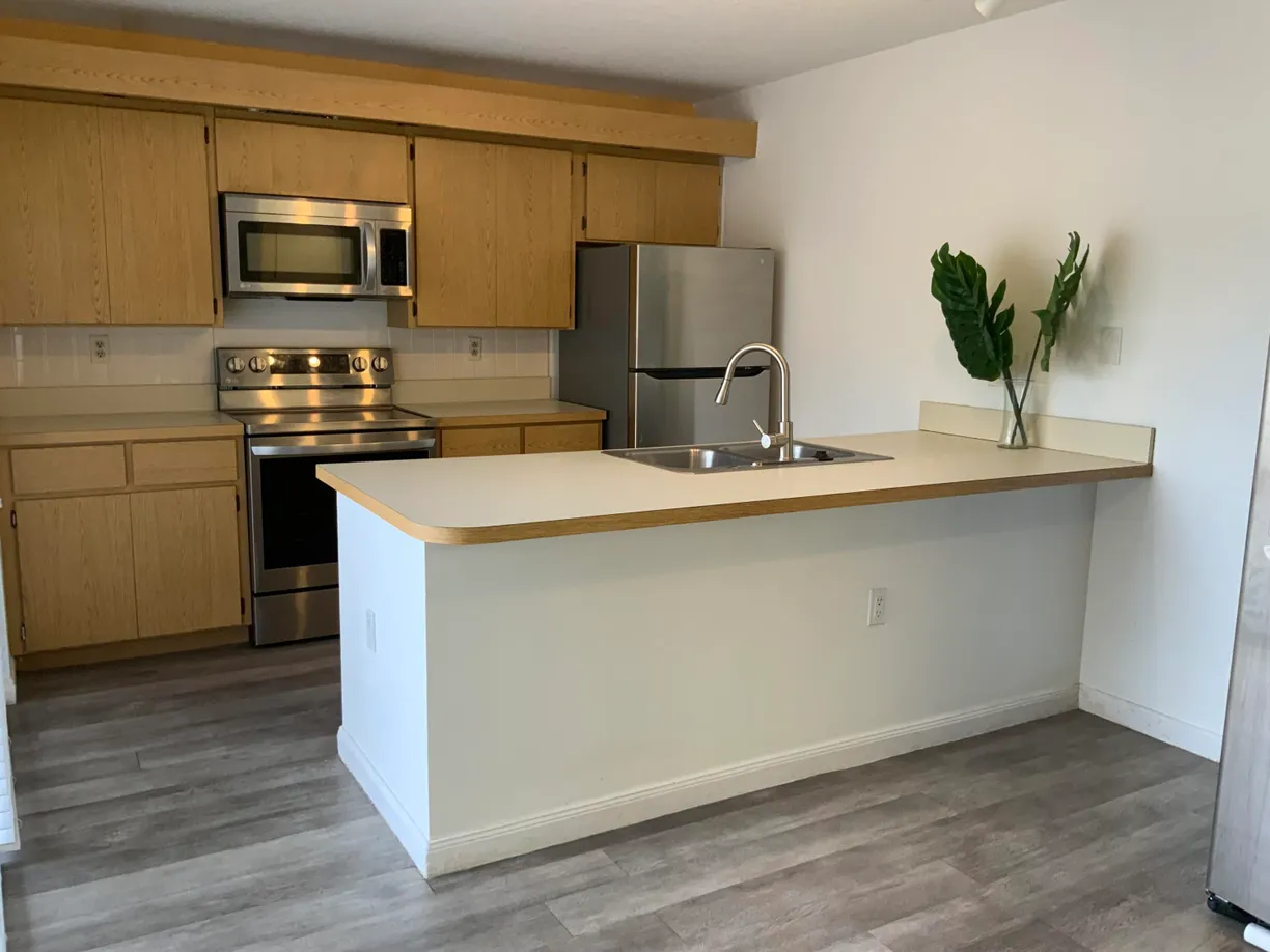 South Florida Real Estate | View 7610 76th Way, 7610 | Listing