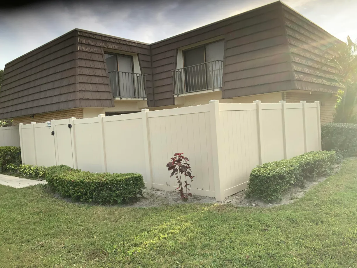 South Florida Real Estate | View 7610 76th Way, 7610 | 2 Beds, 2 Baths