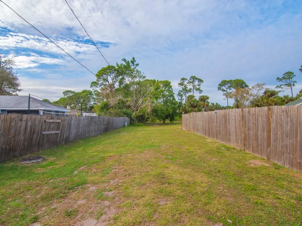 South Florida Real Estate | View 2101 13th Avenue | Listing