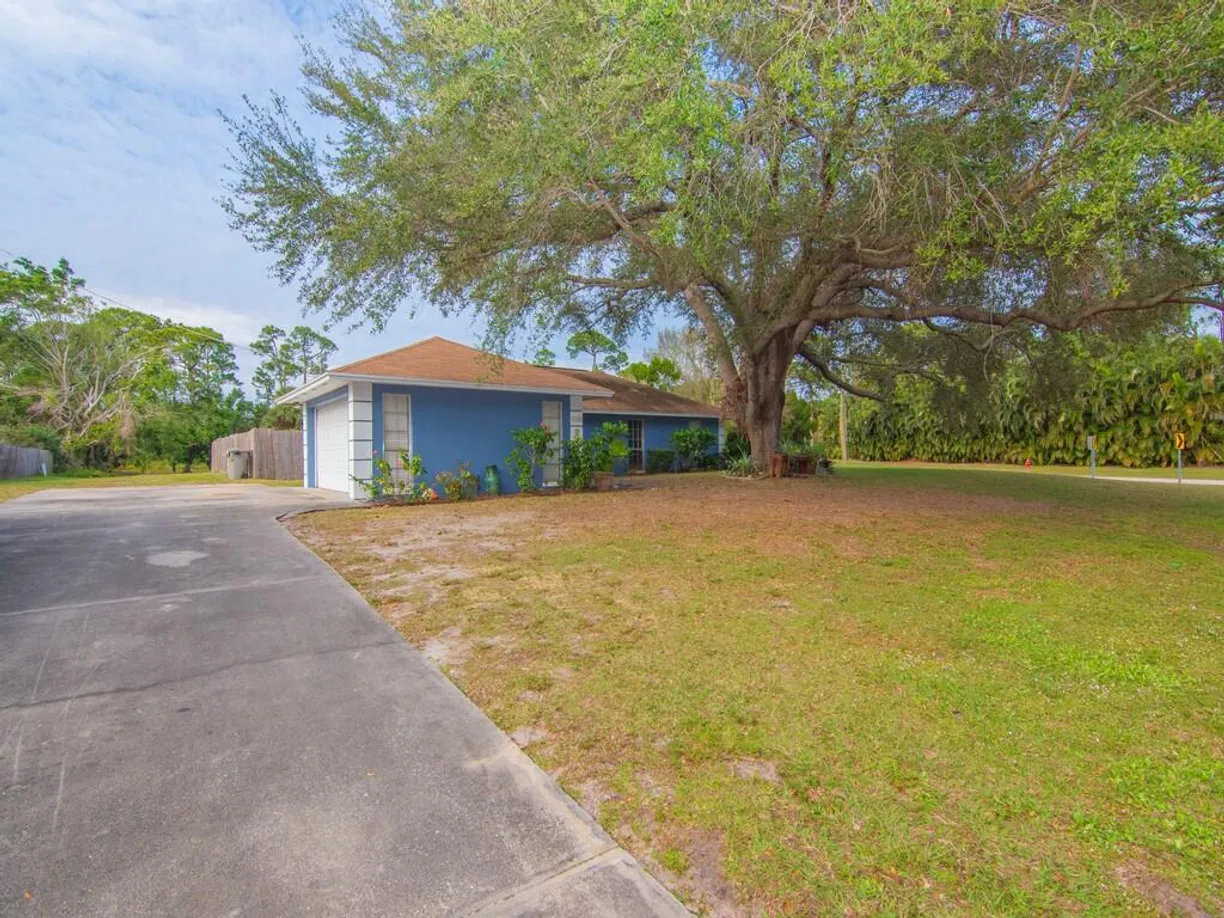South Florida Real Estate | View 2101 13th Avenue | Listing