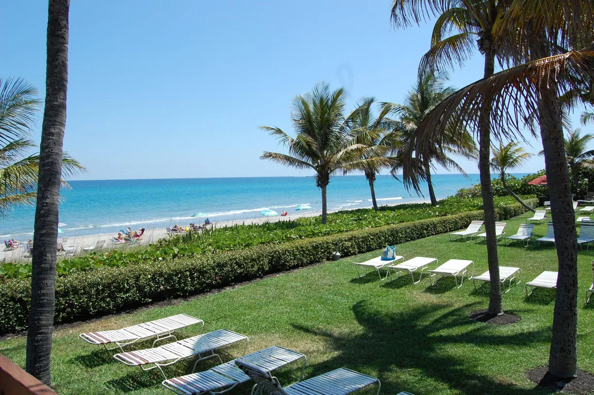 South Florida Real Estate | View 3420 S Ocean Boulevard, 3p | Listing