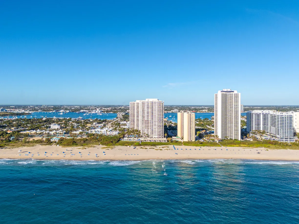 South Florida Real Estate | View 2700 N Ocean Drive, 902a | 5 Beds, 5 Baths
