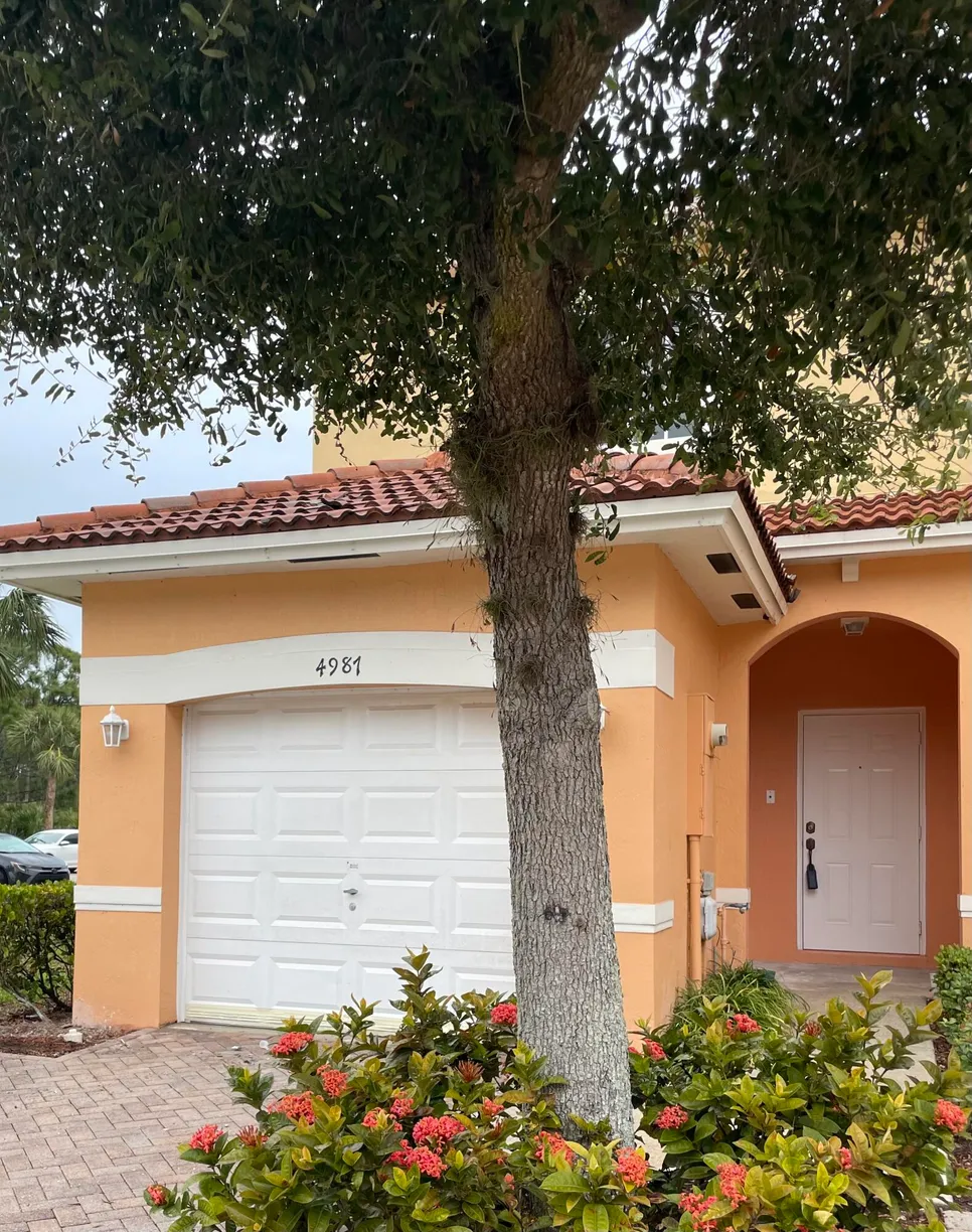 South Florida Real Estate | View 4987 SE Mariner Garden Circle | 3 Beds, 2 Baths
