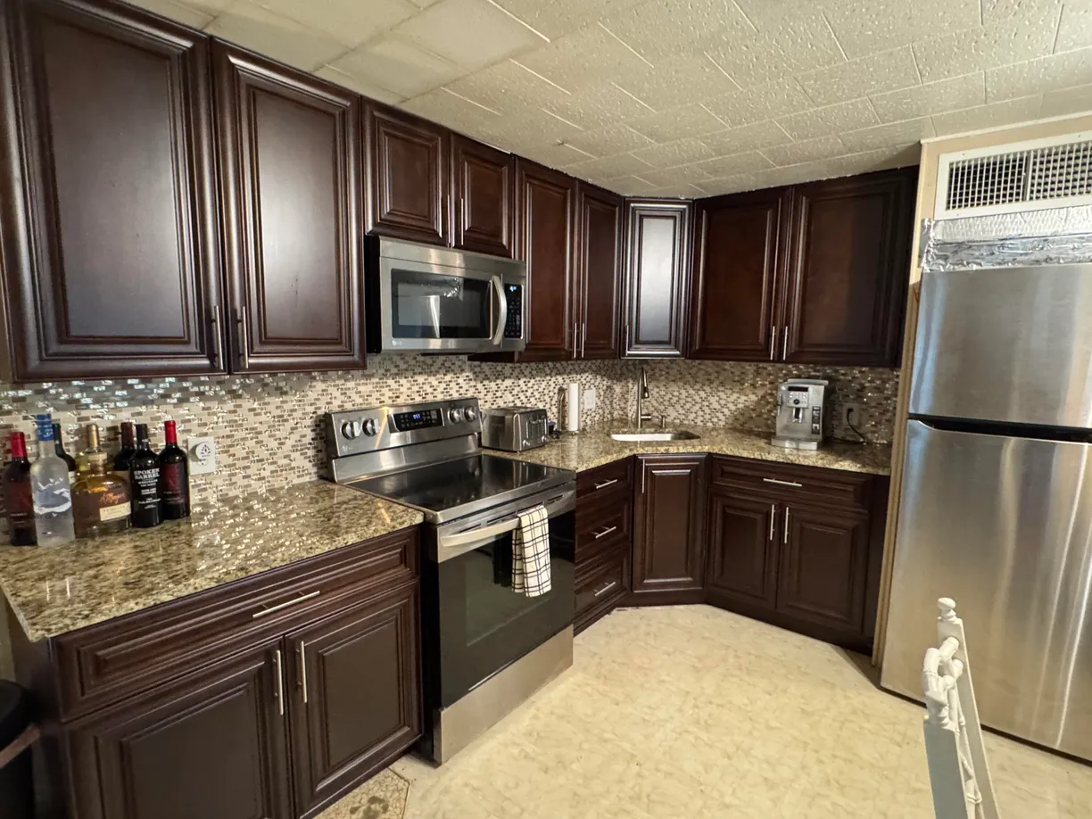 South Florida Real Estate | View 8926 Palm Street | Listing