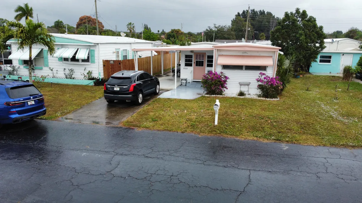 South Florida Real Estate | View 8926 Palm Street | Listing