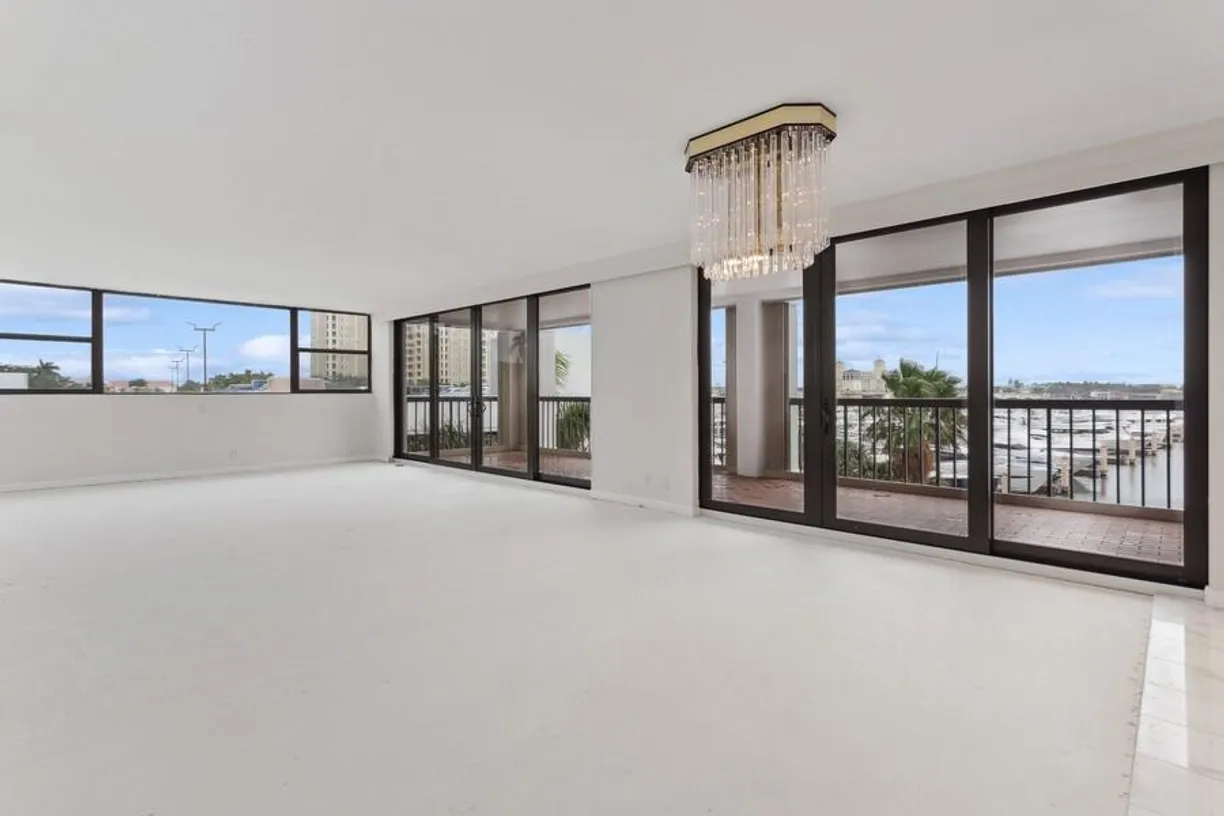 South Florida Real Estate | View 400 N Flagler Drive, 501 | Listing