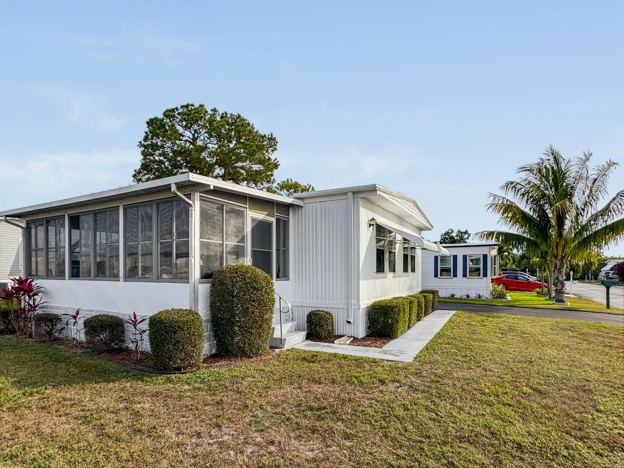 South Florida Real Estate | View 8006 Esperanza Bay | 2 Beds, 2 Baths