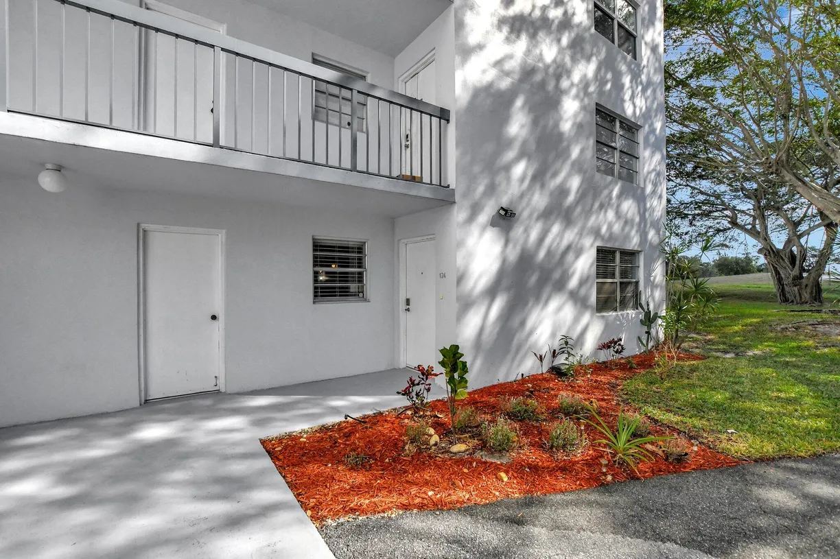 South Florida Real Estate | View 6400 NW 2nd Avenue, 124 | Listing