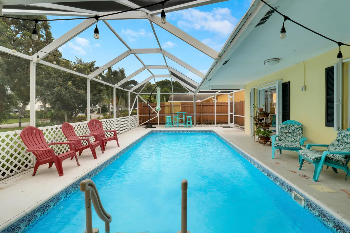 South Florida Real Estate | View 6821 19th Drive | Listing