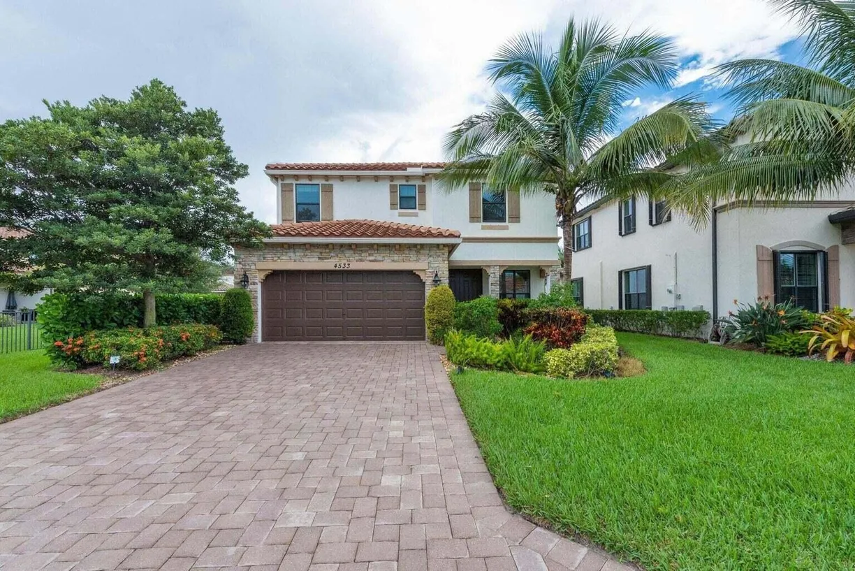 South Florida Real Estate | View 4533 Willow Basin Way | 5 Beds, 3 Baths