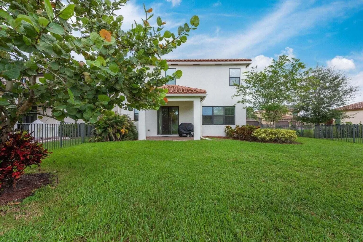South Florida Real Estate | View 4533 Willow Basin Way | Listing