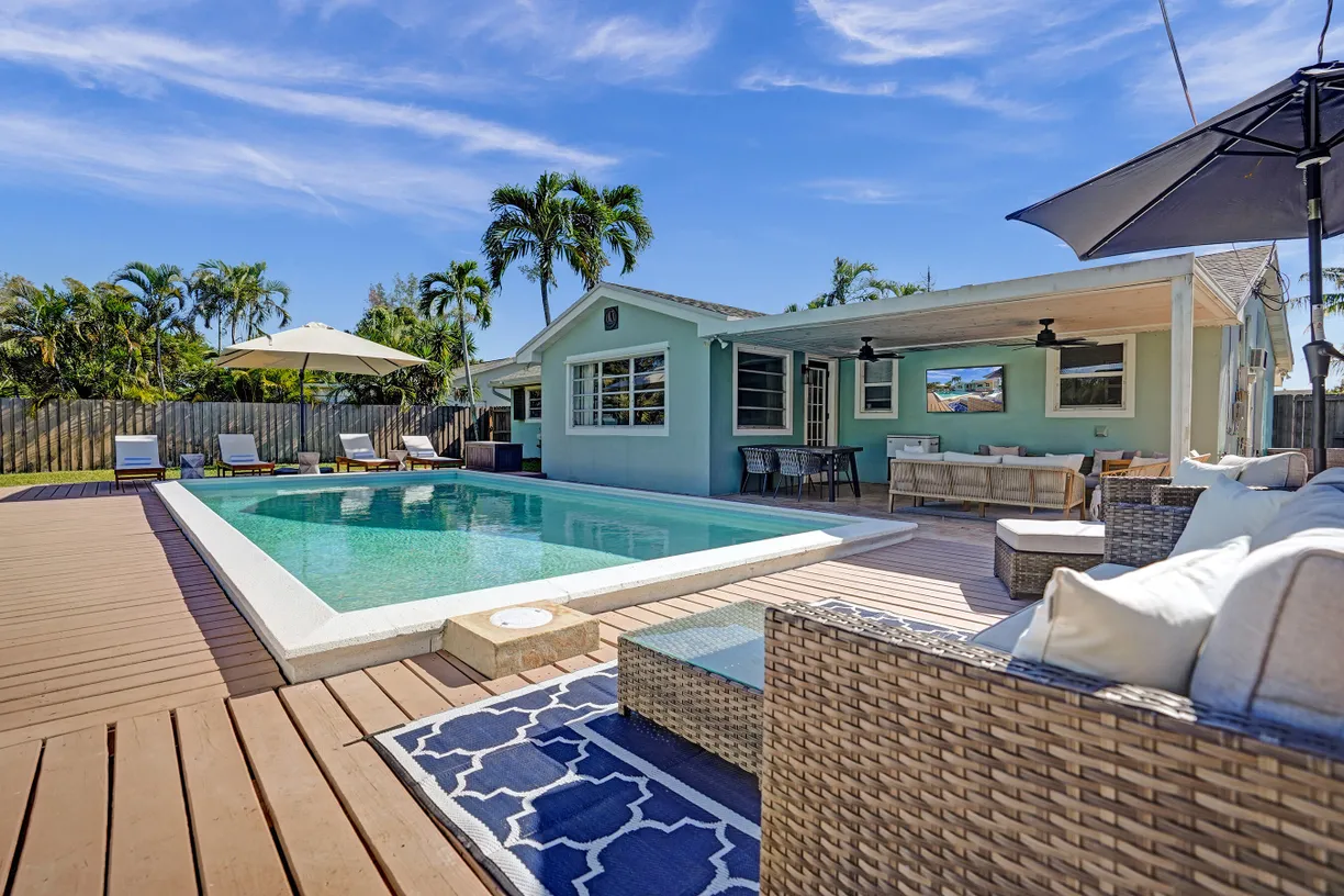 South Florida Real Estate | View 123 SE 25th Avenue | 3 Beds, 2 Baths