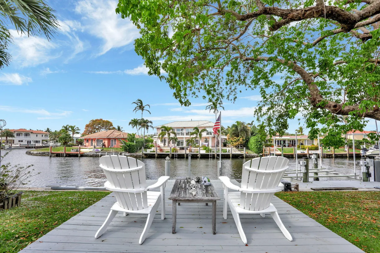 South Florida Real Estate | View 1219 SE 15th Avenue | Listing