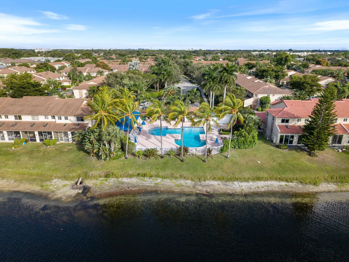 South Florida Real Estate | View 6798 Via Regina | Listing