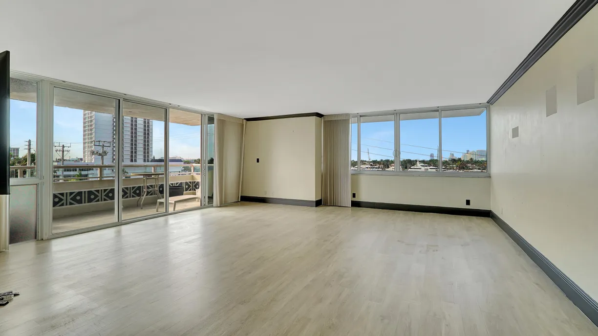 South Florida Real Estate | View 545 S Fort Lauderdale Beach Boulevard, 403 | Listing