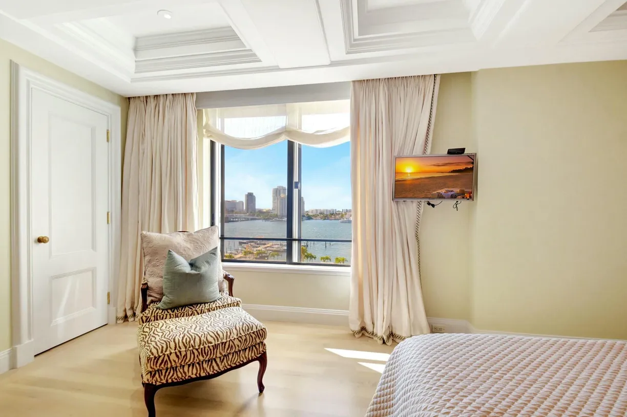 South Florida Real Estate | View 150 Bradley Place, 606-T | Listing