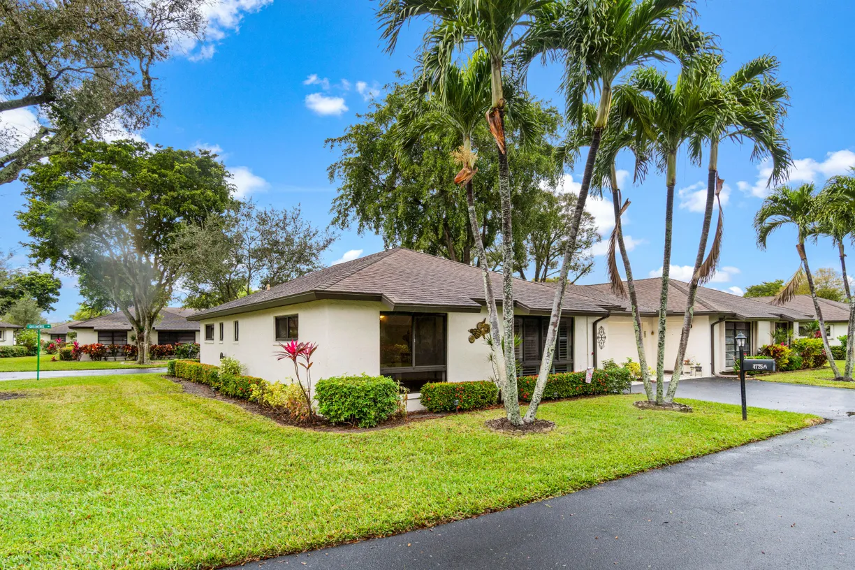 South Florida Real Estate | View 4725 Greentree Circle, A | Listing