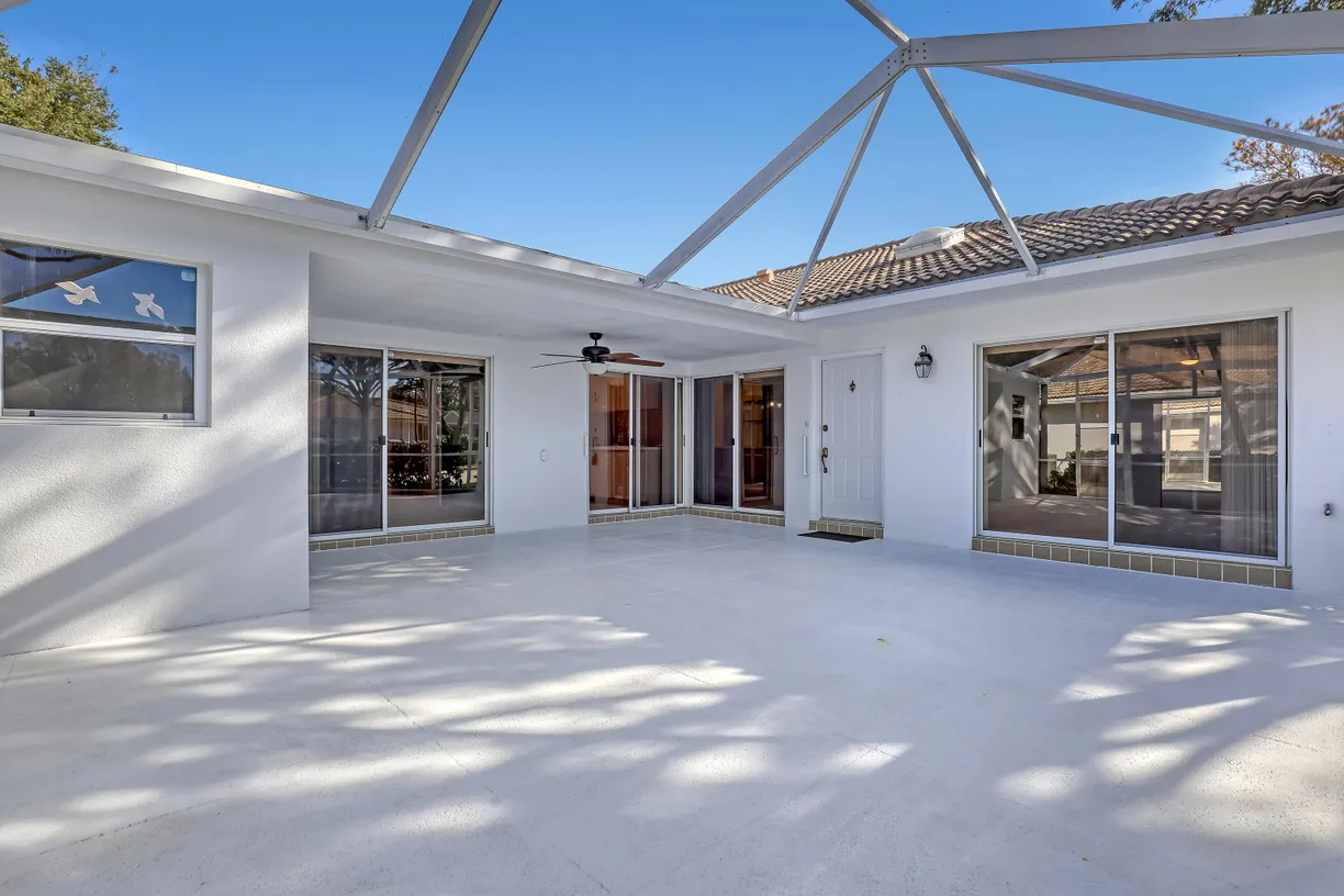 South Florida Real Estate | View 3704 Water Oak Court | Listing