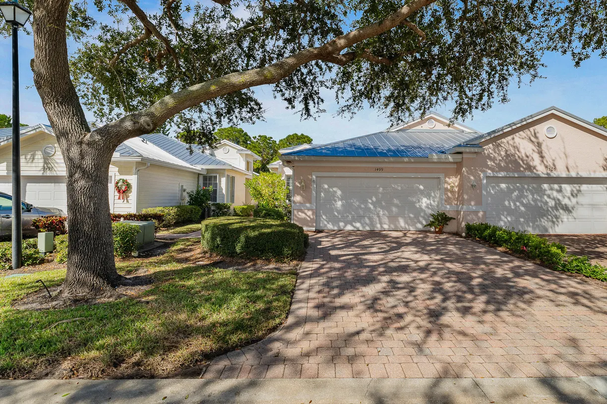 South Florida Real Estate | View 1499 SE Tidewater Place | 2 Beds, 2 Baths