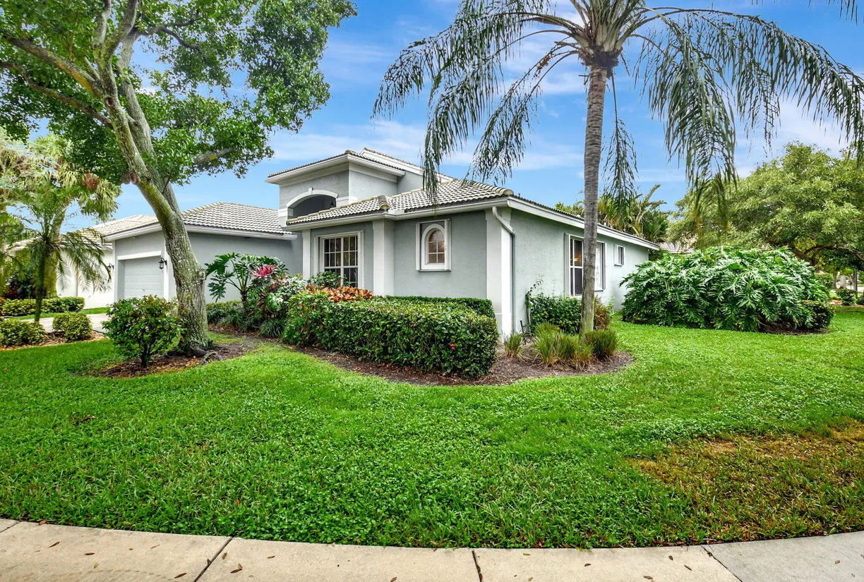 South Florida Real Estate | View 13245 Alhambra Lake Circle | Listing