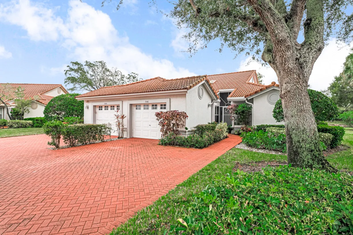 South Florida Real Estate | View 7541 Island Breeze Terrace | 2 Beds, 2 Baths