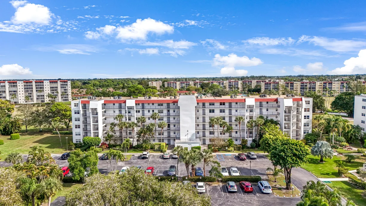 South Florida Real Estate | View 3593 Birdie Drive, 506 | 2 Beds, 2 Baths