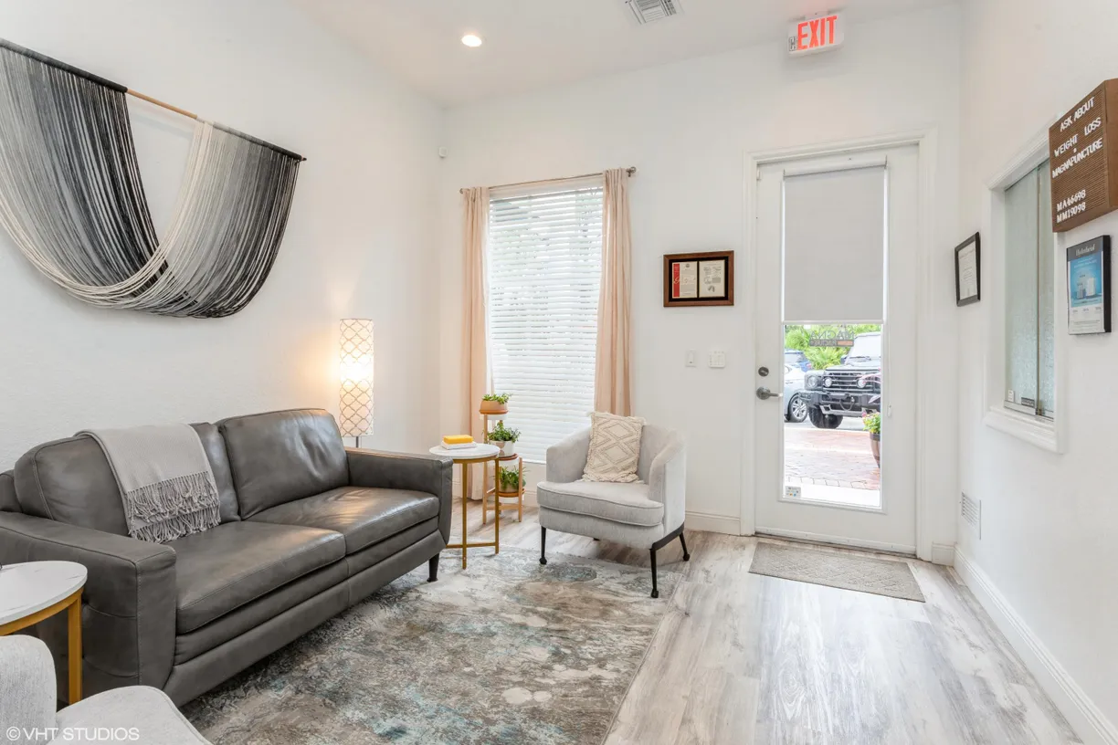 South Florida Real Estate | View 221 Greenwich Circle, 101 | Listing