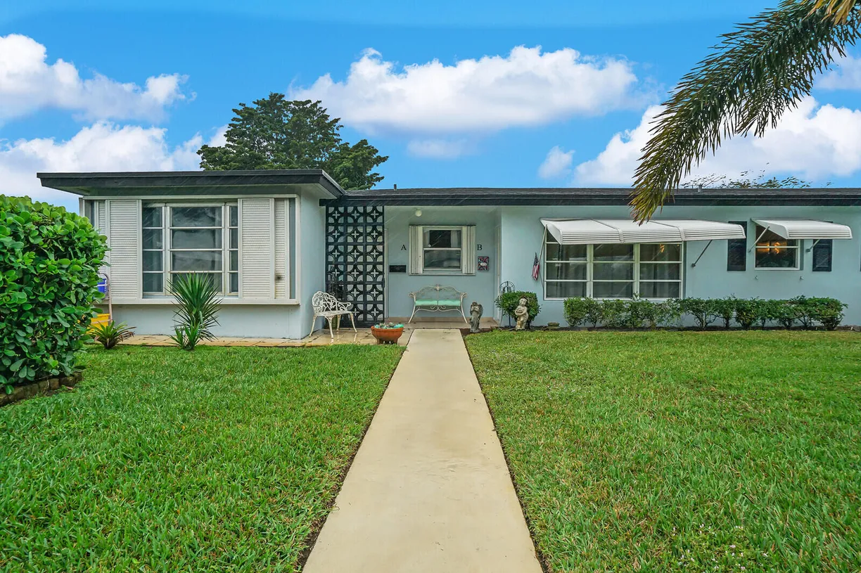 South Florida Real Estate | View 670 High Point Boulevard, A | 2 Beds, 2 Baths