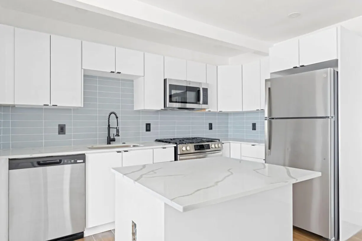 South Florida Real Estate | View 2032 N Dixie Hwy Highway, 9 | Listing