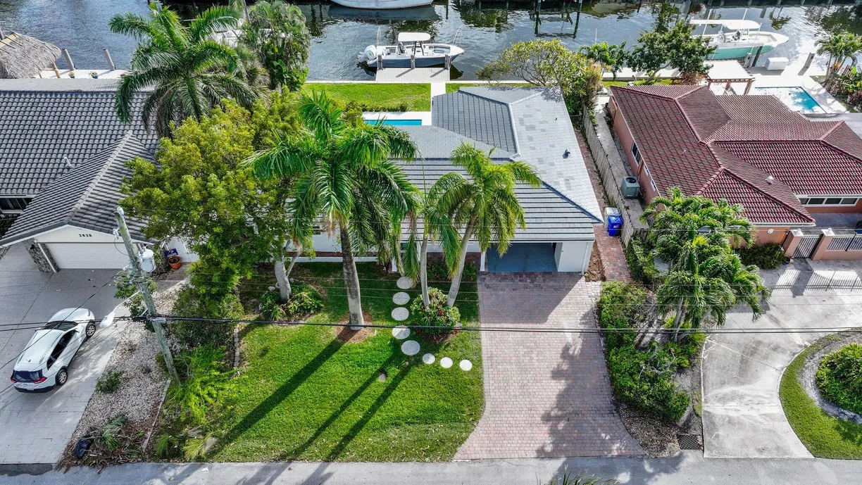South Florida Real Estate | View 2624 SE 9th Street | Listing