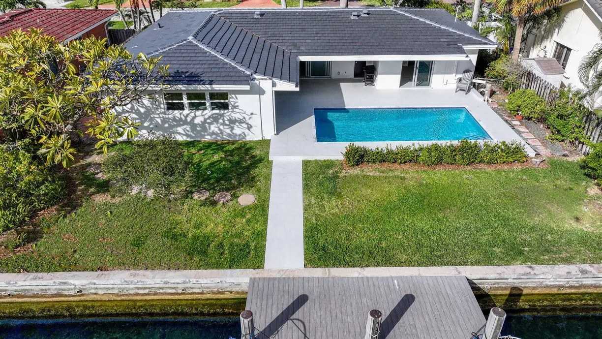 South Florida Real Estate | View 2624 SE 9th Street | Listing