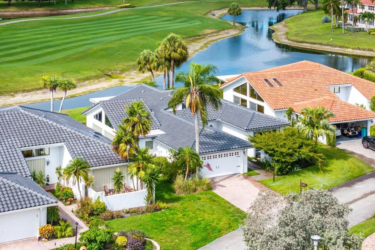 South Florida Real Estate | View 51 Woods Lane | Listing