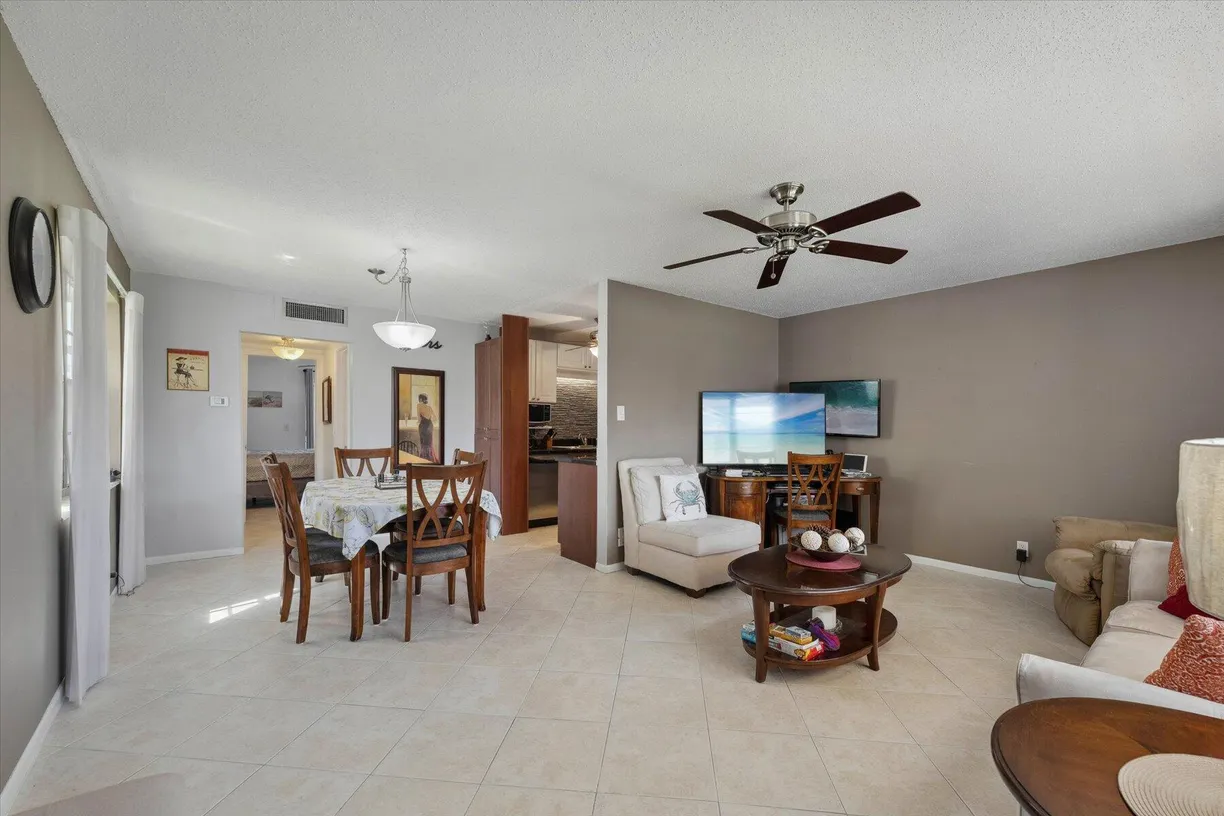 South Florida Real Estate | View 41 Easthampton B | 1 Bed, 2 Baths