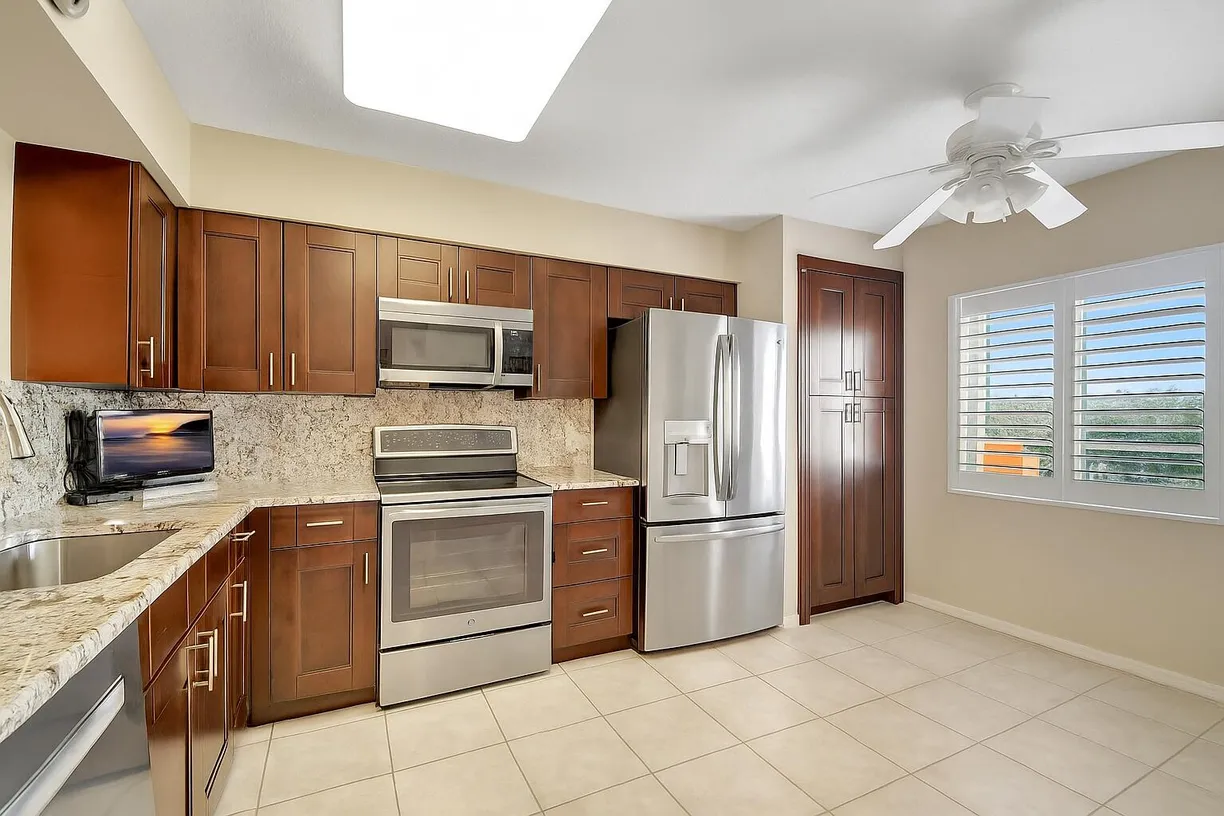 South Florida Real Estate | View 12560 Majesty Circle, 401 | Listing