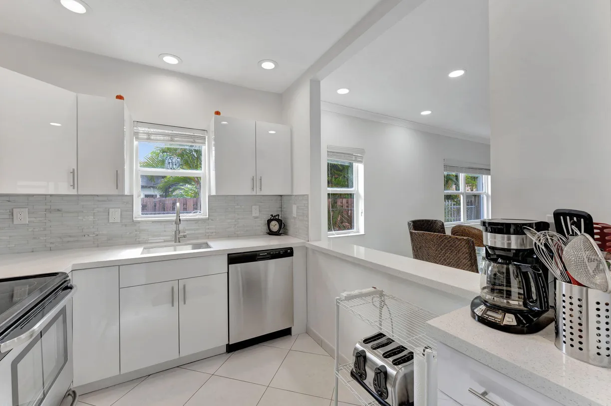 South Florida Real Estate | View 1450 N Riverside Drive, 103 | Listing