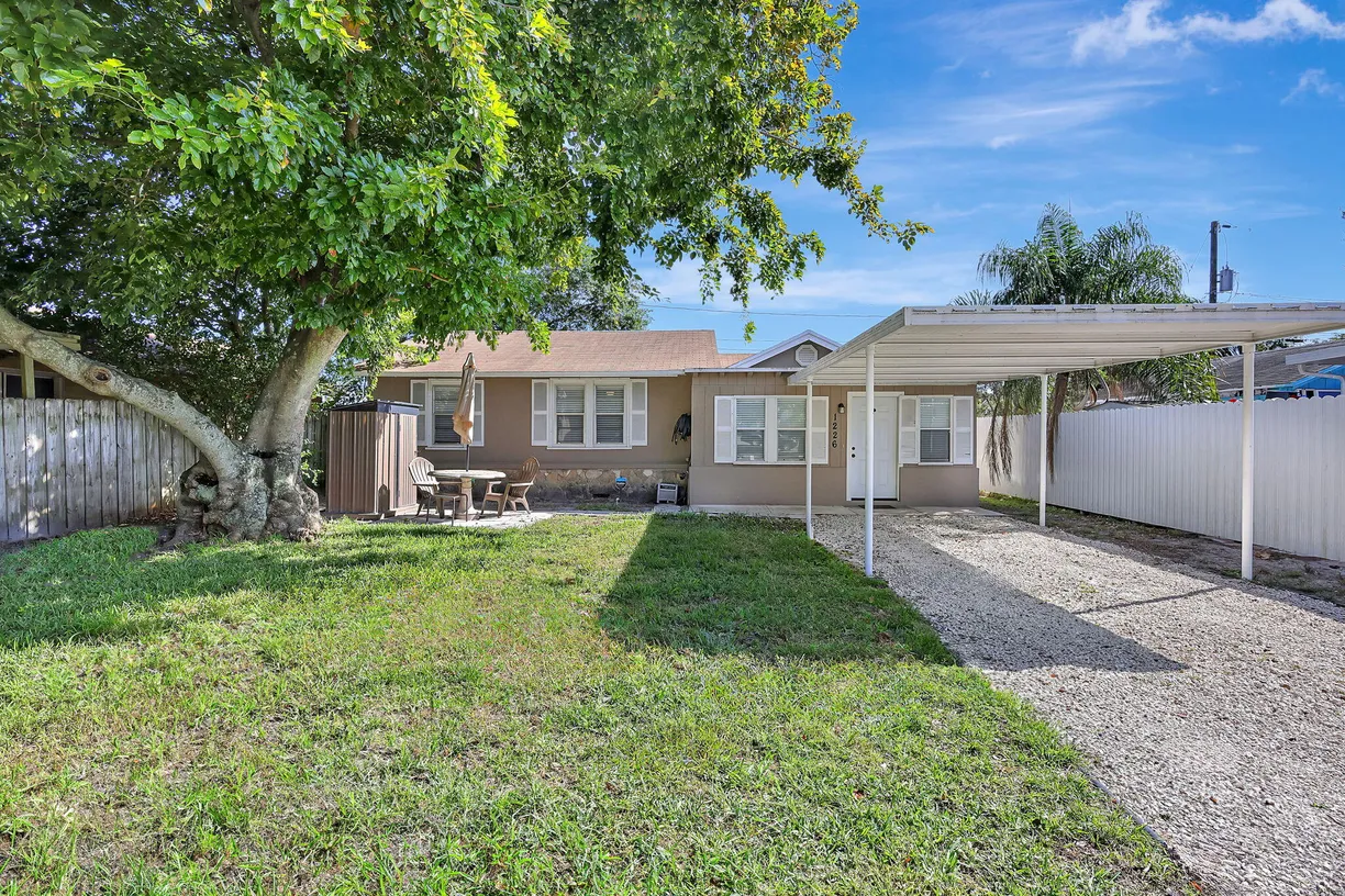 South Florida Real Estate | View 1226 N C Street | Listing