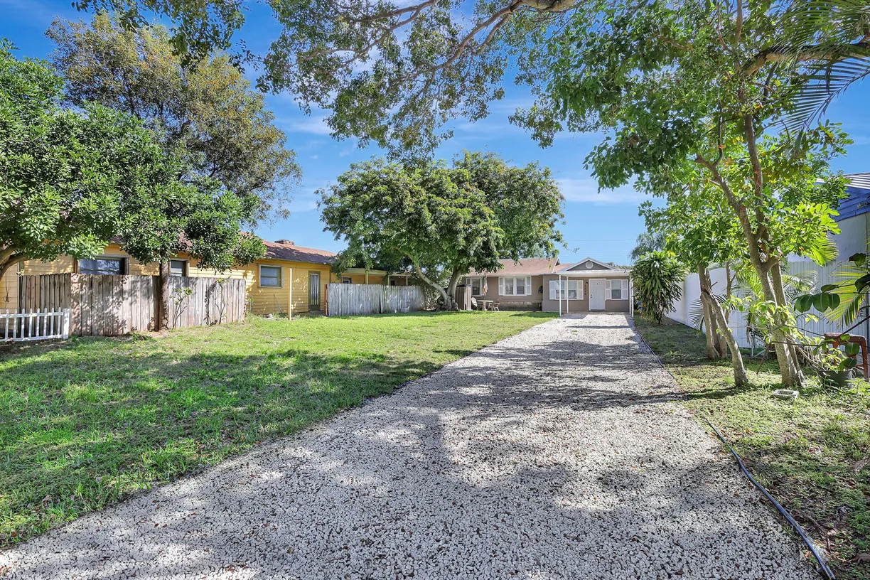 South Florida Real Estate | View 1226 N C Street | Listing