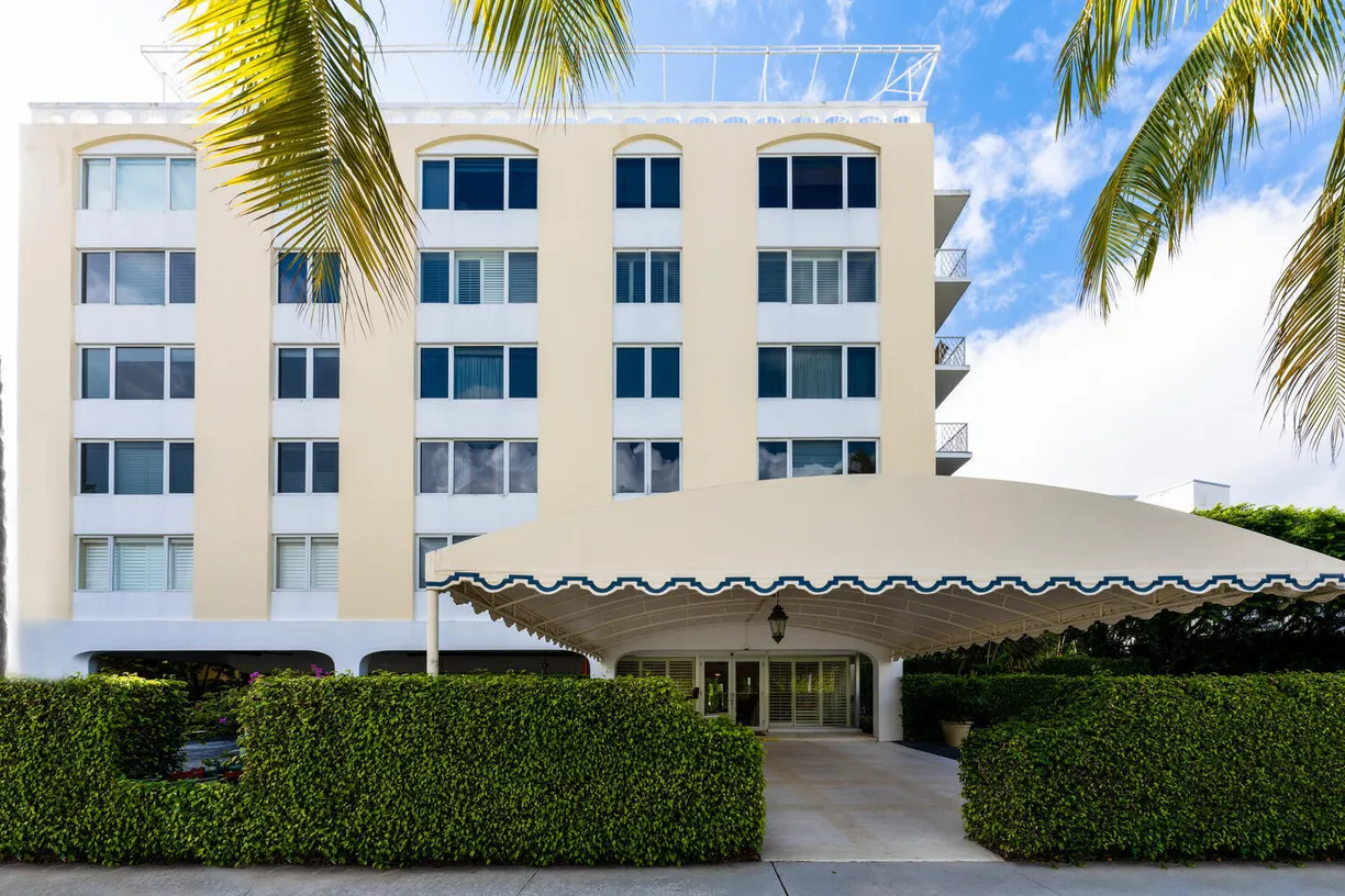 South Florida Real Estate | View 434 Chilean Avenue, 2d | 2 Beds, 2 Baths