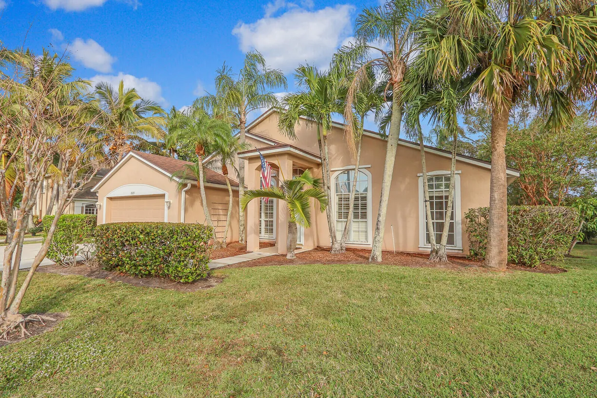 South Florida Real Estate | View 3009 SW Captiva Court | 4 Beds, 2 Baths