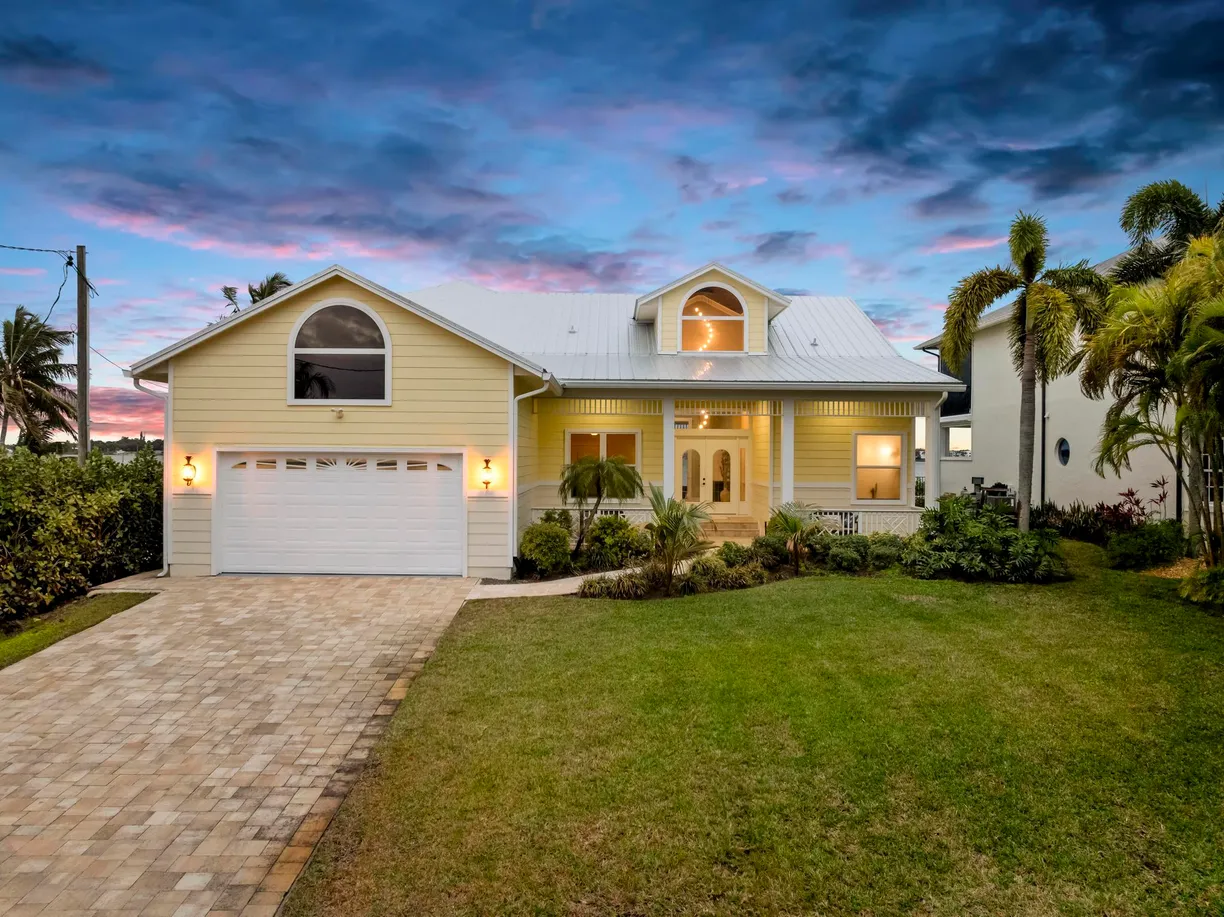 South Florida Real Estate | View 2054 SW Mockingbird Lane | Listing