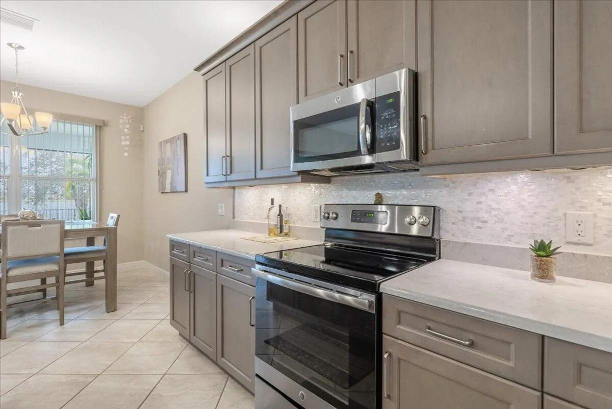 South Florida Real Estate | View 1830 Berkshire Circle | Listing