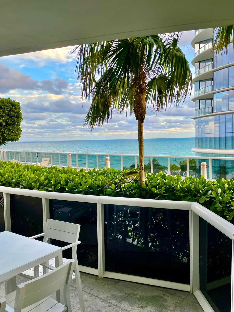 South Florida Real Estate | View 15811 Collins Avenue, 407 | Listing