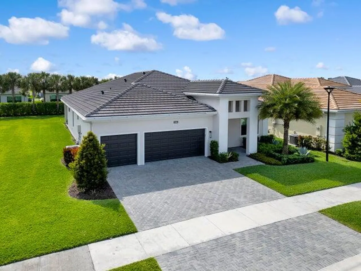South Florida Real Estate | View 5364 Siesta Key Lane | Listing
