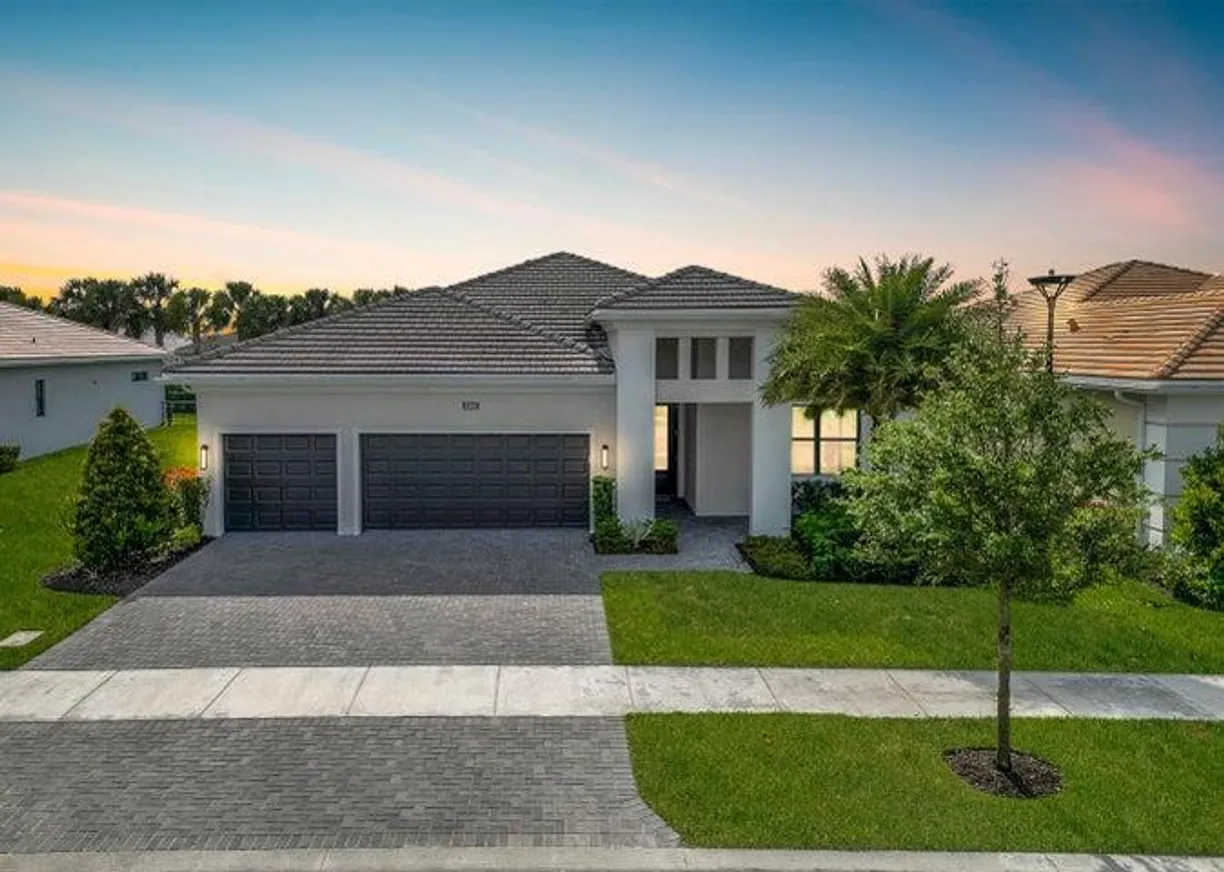 South Florida Real Estate | View 5364 Siesta Key Lane | Listing