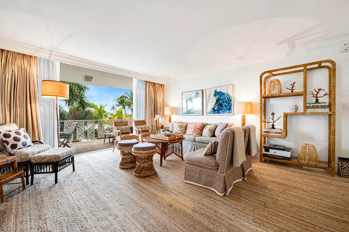 South Florida Real Estate | View 227 Australian Avenue, 3e | Listing